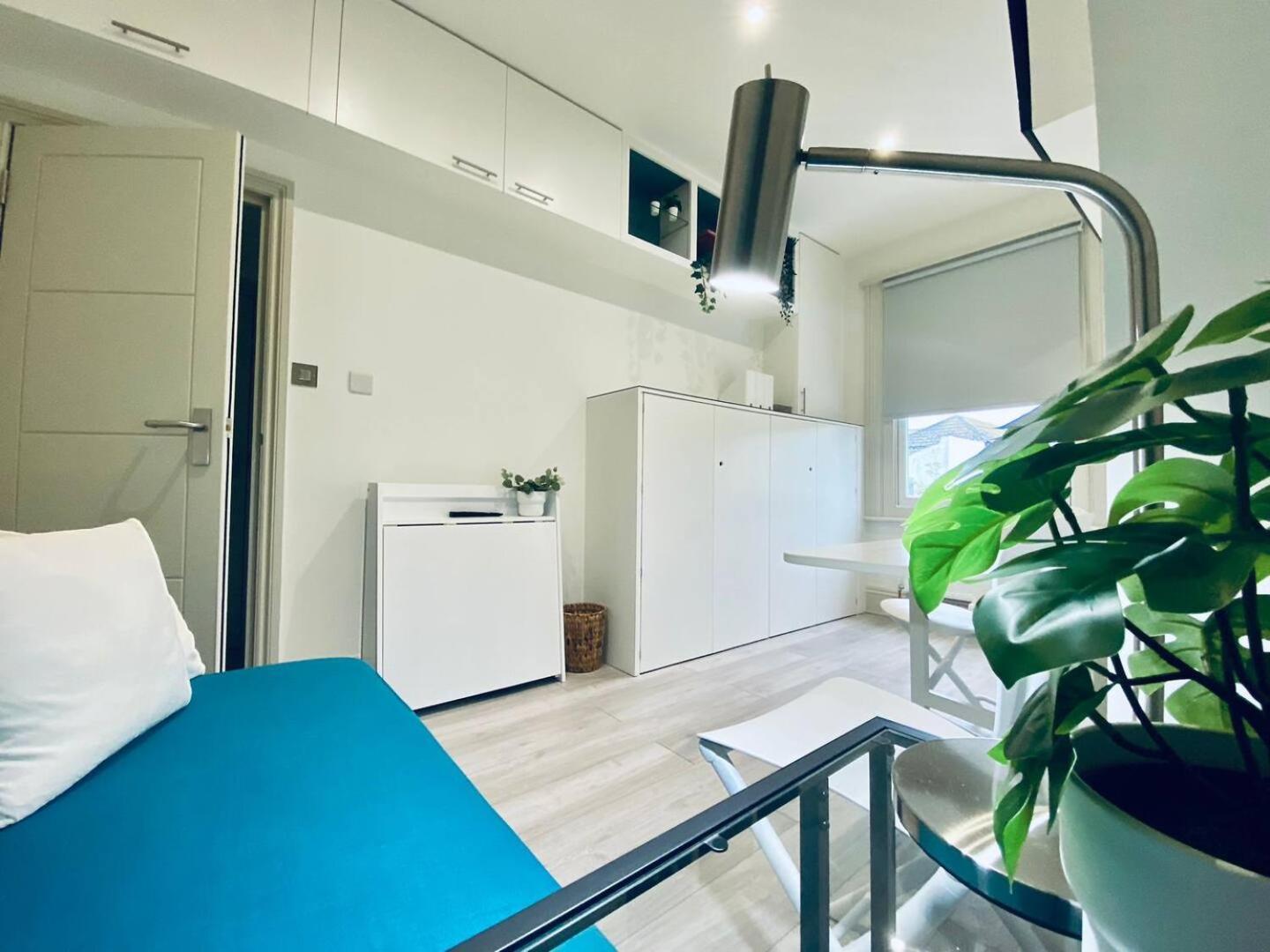 Apt 08 Beachside Beauty Central Studio Steps From Cafes Brighton Eksteriør billede