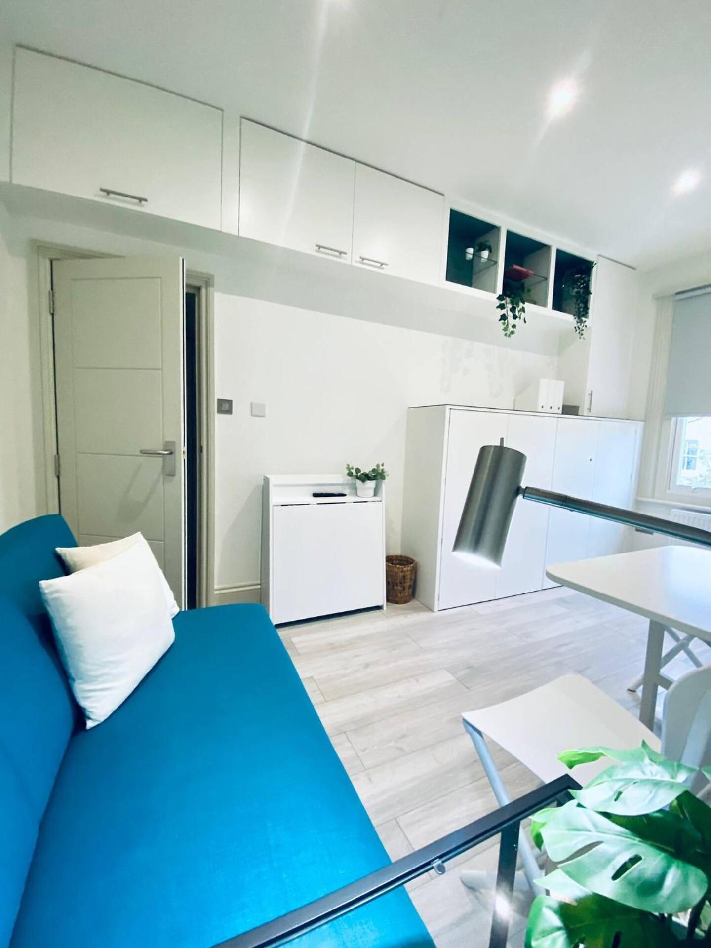 Apt 08 Beachside Beauty Central Studio Steps From Cafes Brighton Eksteriør billede